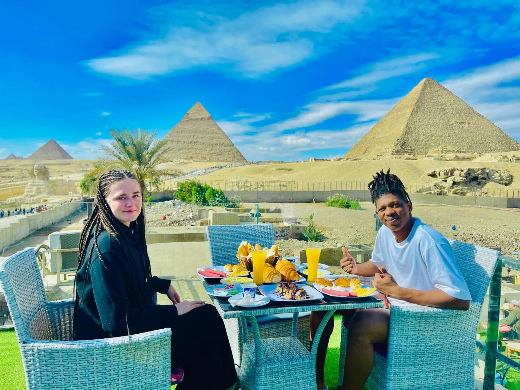 Golden Scarab Pyramids Hotel Kafret el-Gabal 外观 照片