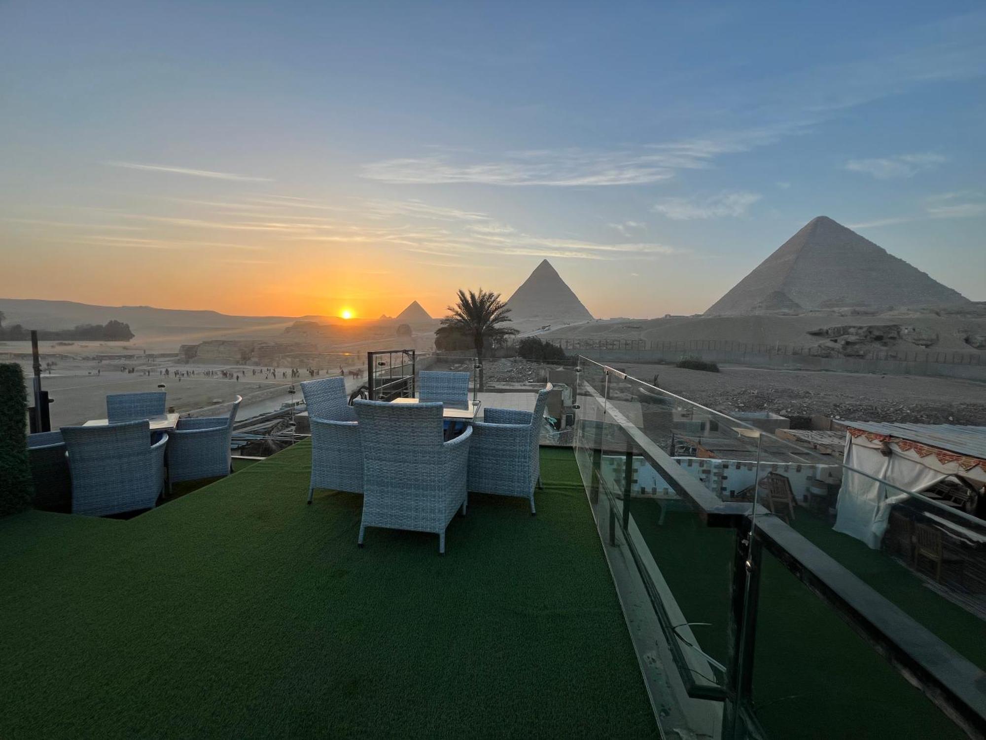Golden Scarab Pyramids Hotel Kafret el-Gabal 外观 照片