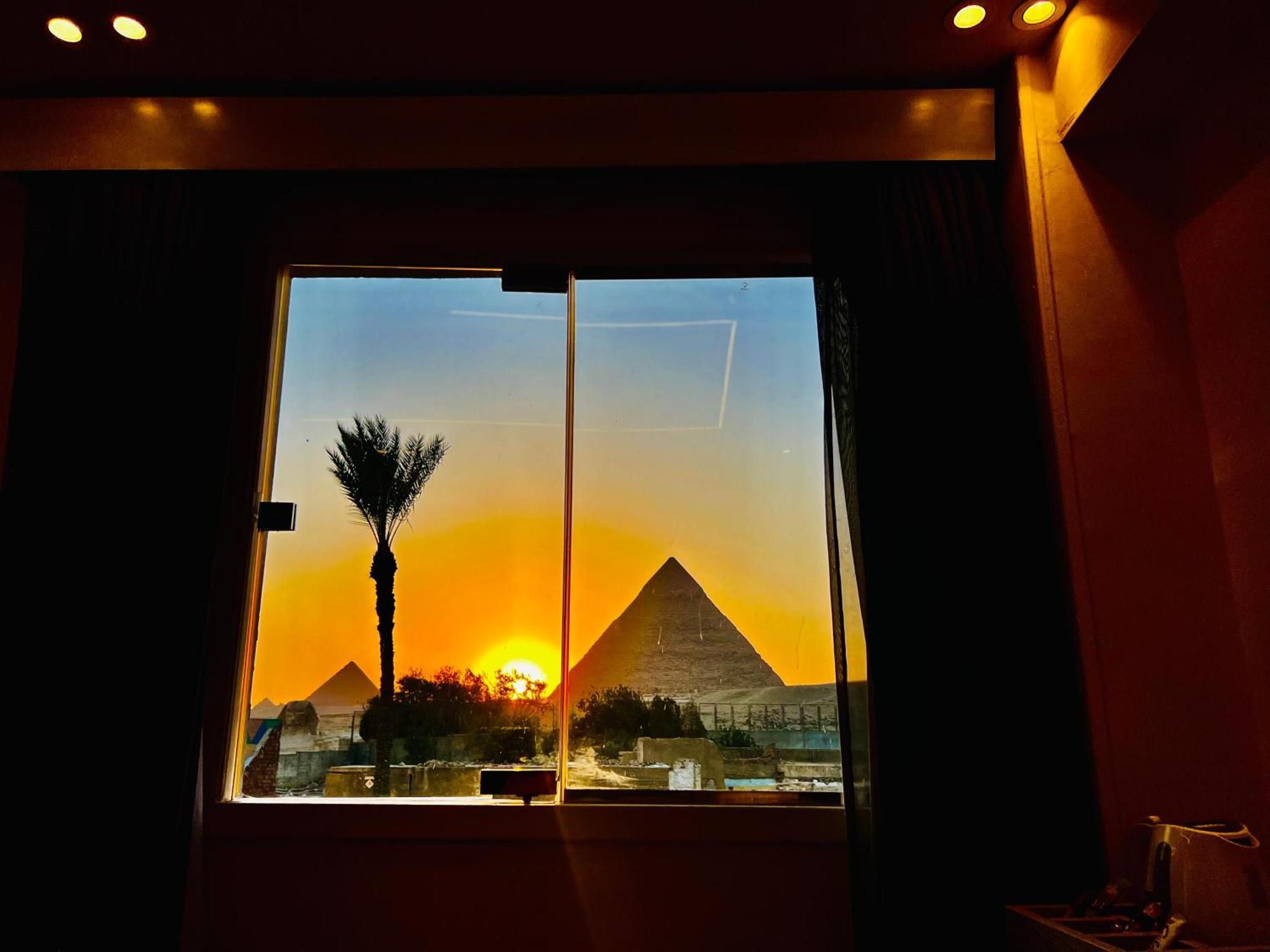 Golden Scarab Pyramids Hotel Kafret el-Gabal 外观 照片