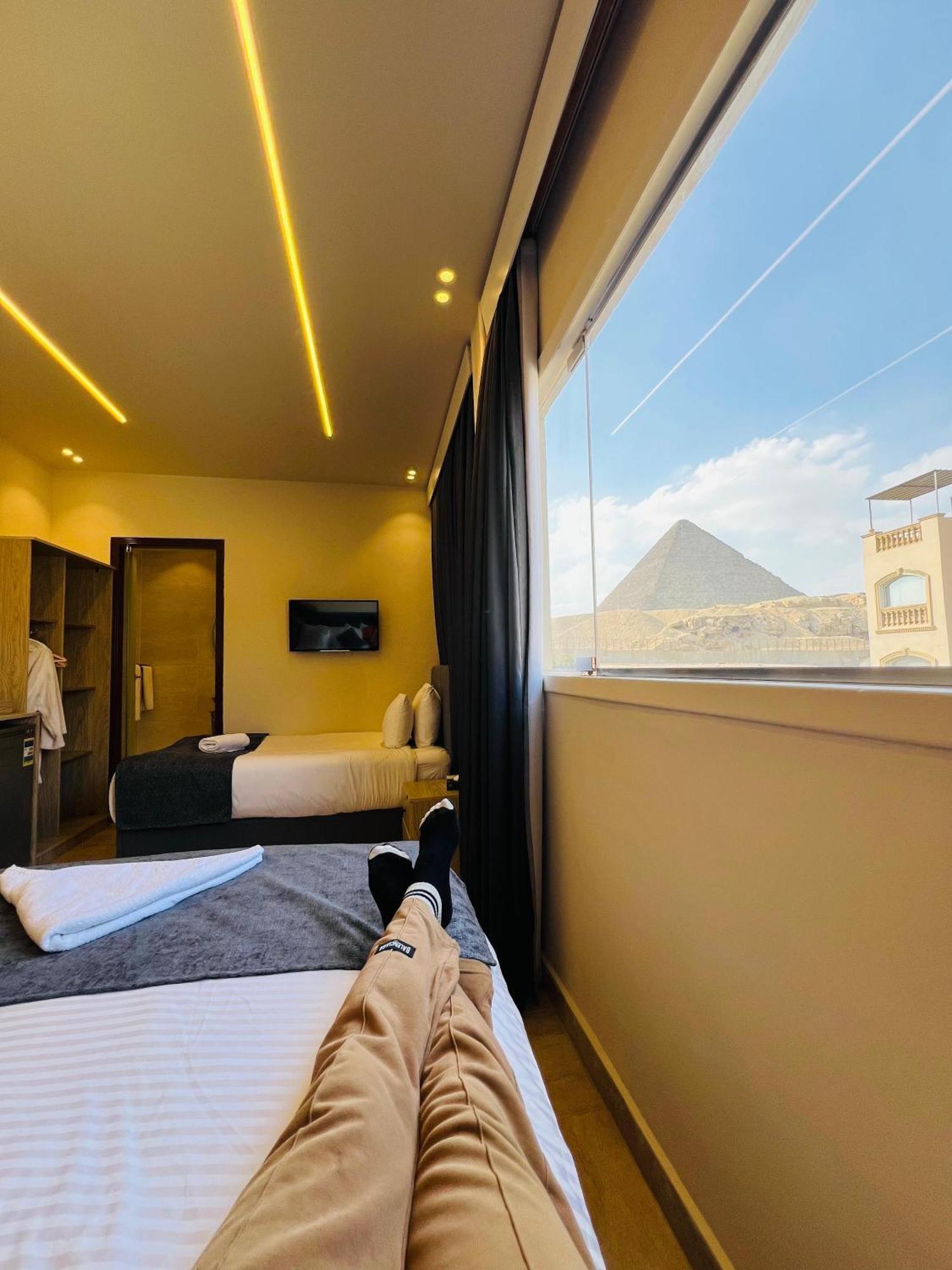 Golden Scarab Pyramids Hotel Kafret el-Gabal 外观 照片