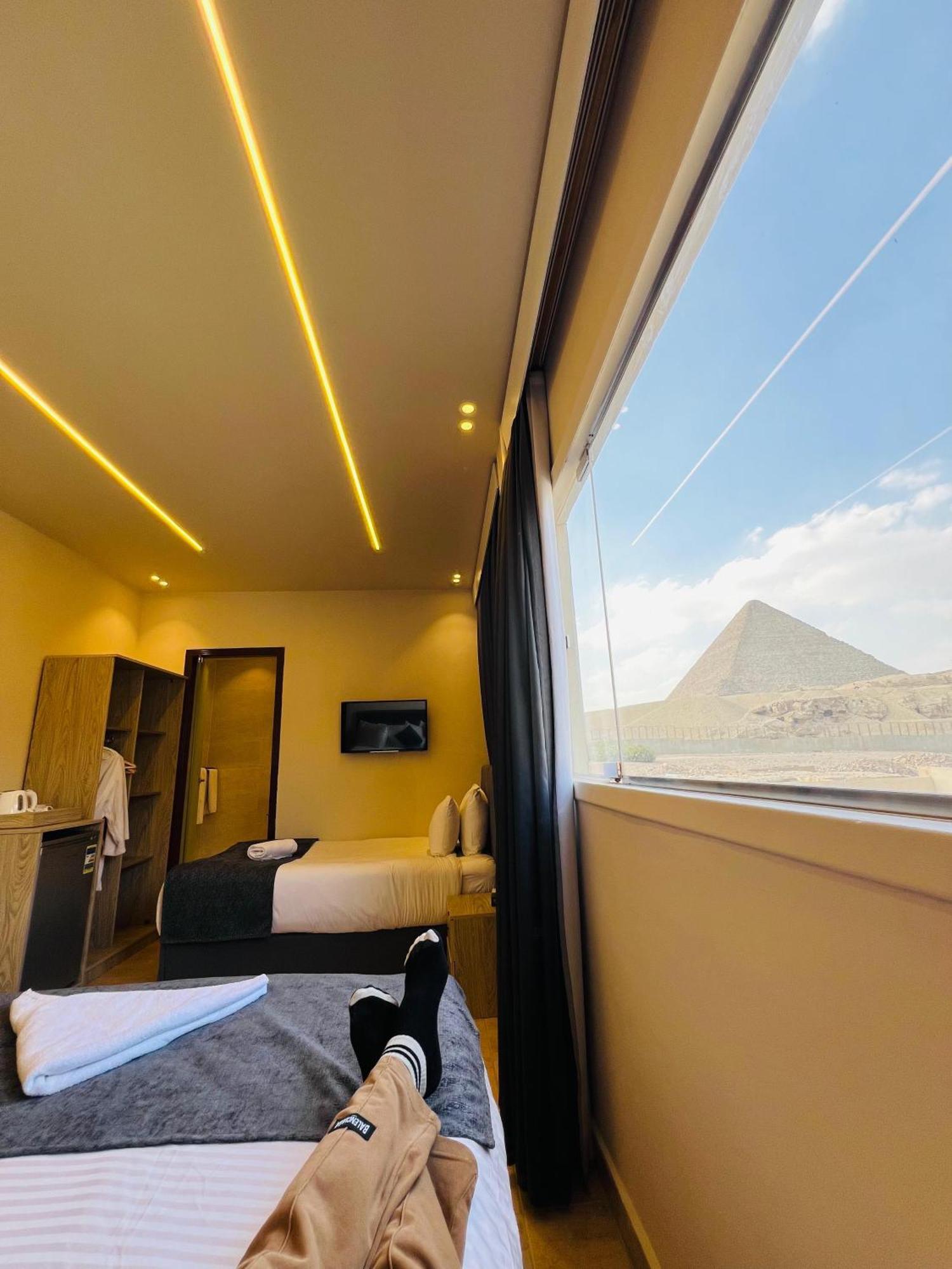 Golden Scarab Pyramids Hotel Kafret el-Gabal 外观 照片