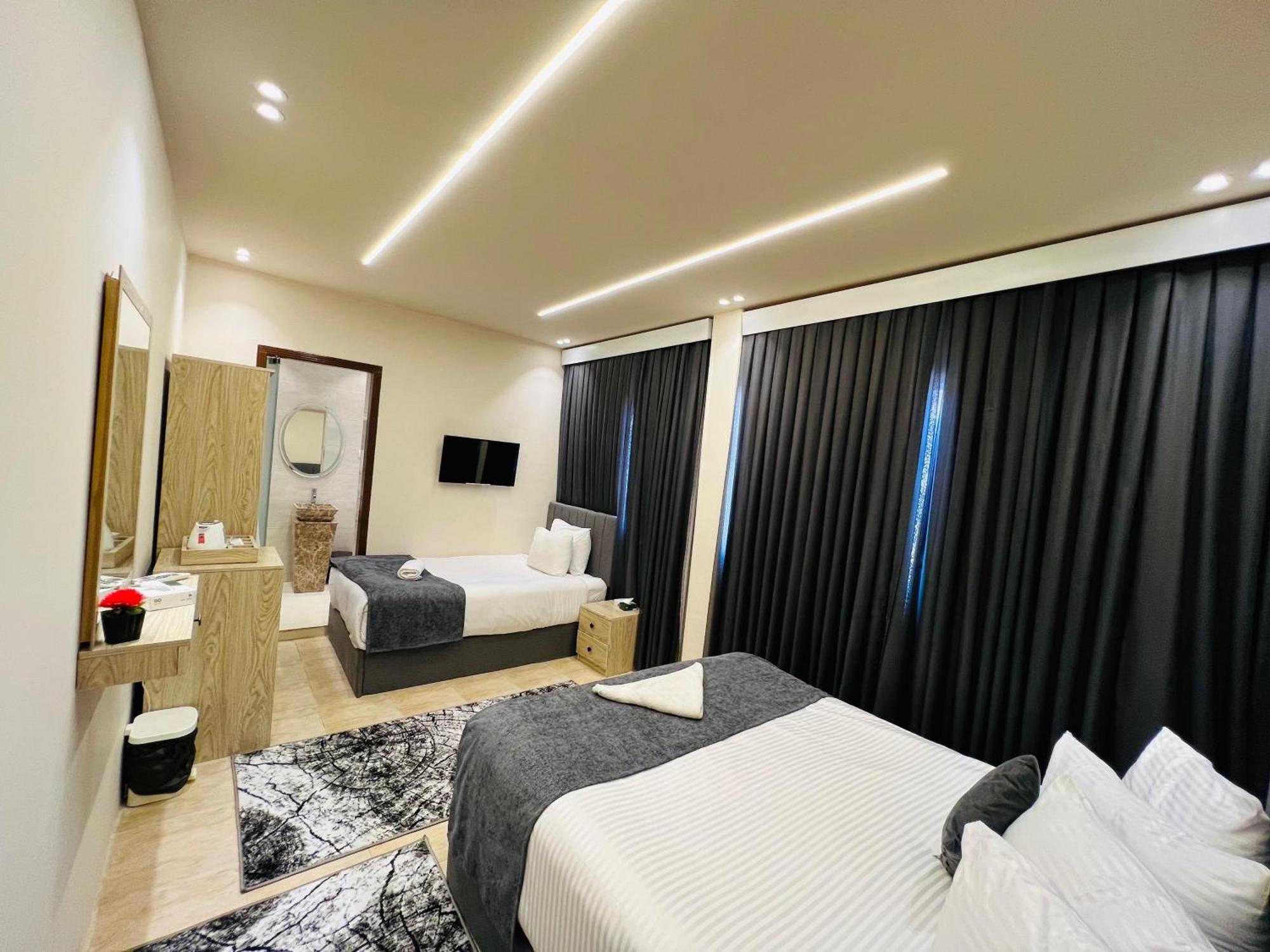 Golden Scarab Pyramids Hotel Kafret el-Gabal 外观 照片